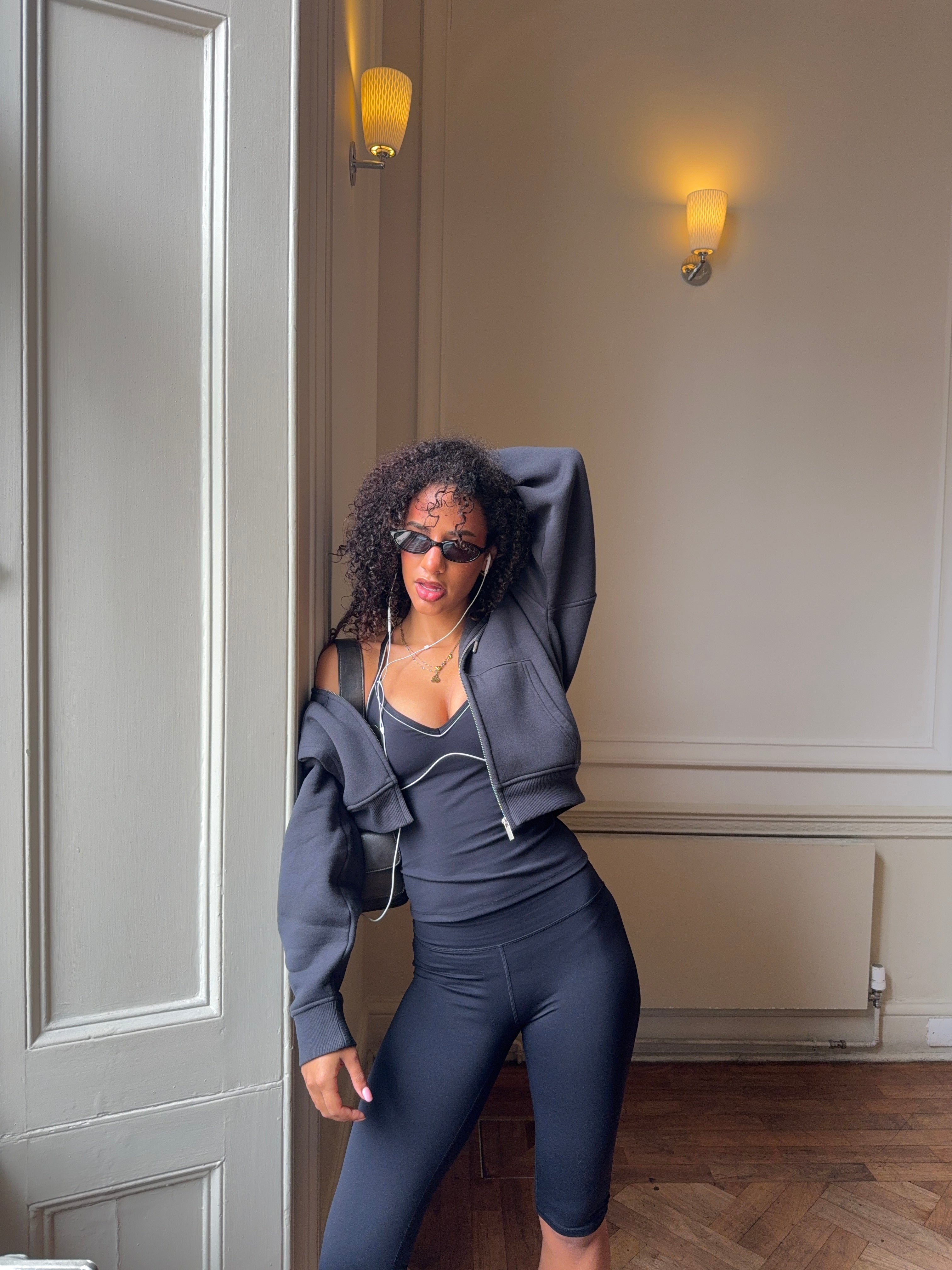 Annie Black Sunglasses